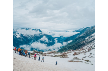 EVEREST BASE CAMP TREKKING